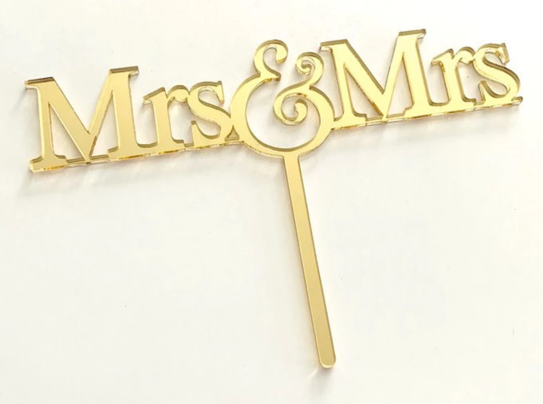 Cake Craft Acrylic Topper - Mr & Mrs 3 Cake Craft Acrylic Topper - Mr & Mrs
